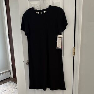 Claiborne Black Short-Sleeve Midi Shift Dress